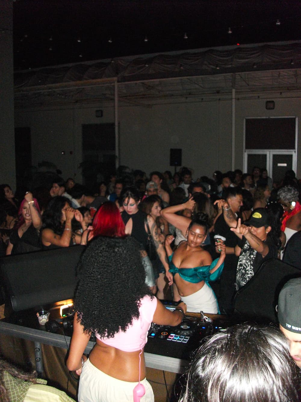 UNA NOCHE DE PERREO 2 YR ANNIVERSARY