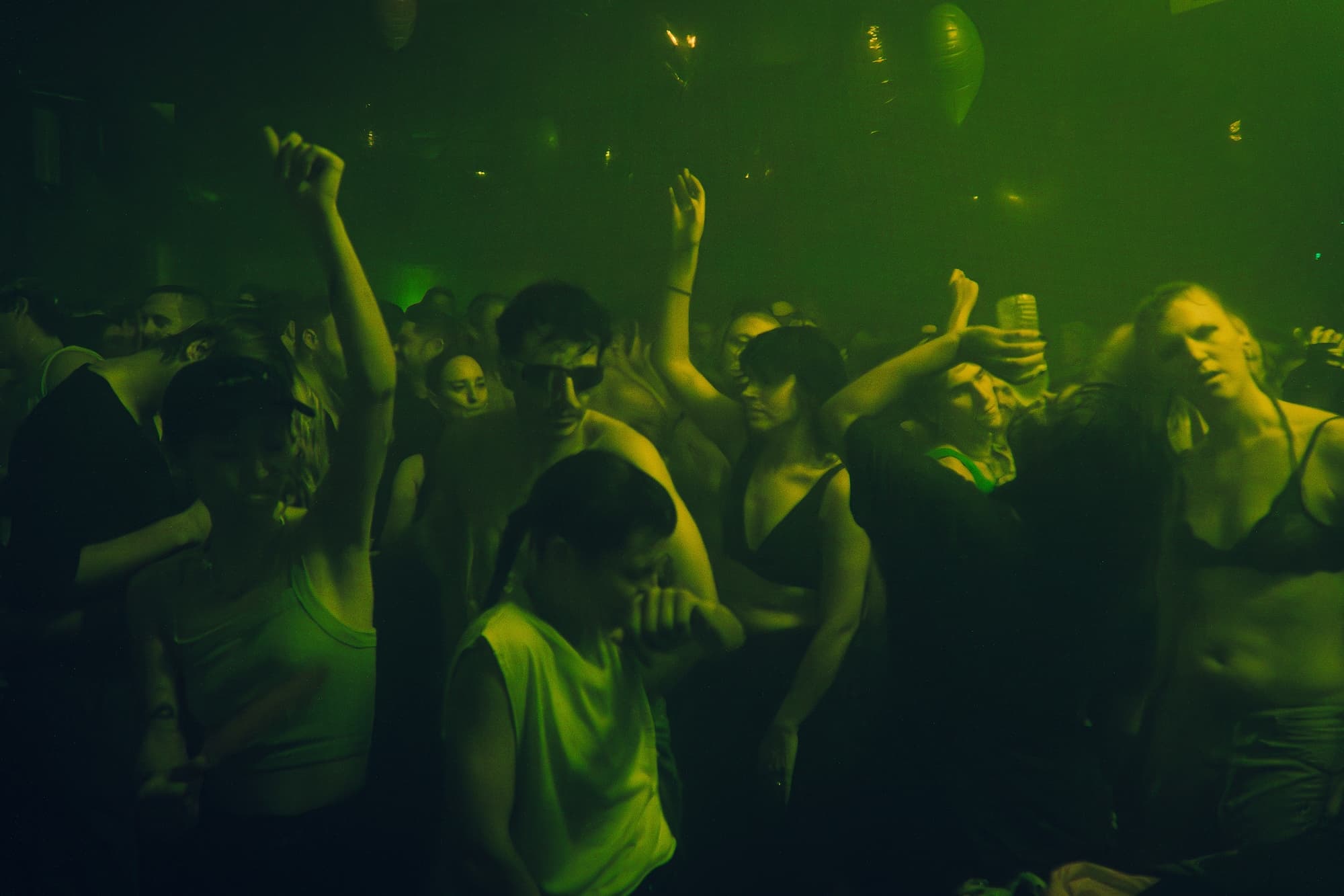 IN BETWEEN: Call Super & Yu Su