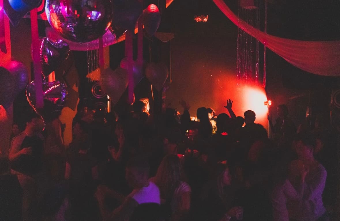 If You Know You Know - Sunday Service (7 Secret Guests)